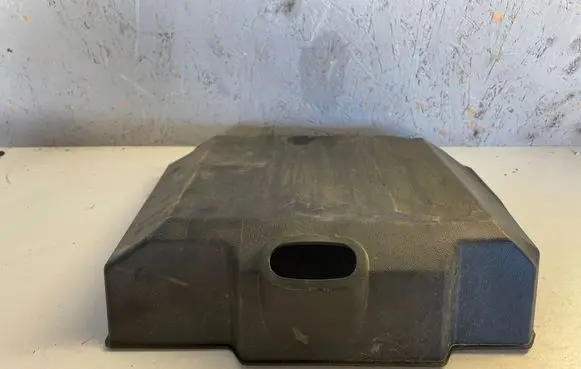 Renault Megane IV Battery box tray cover/lid 237065517R P1000355A