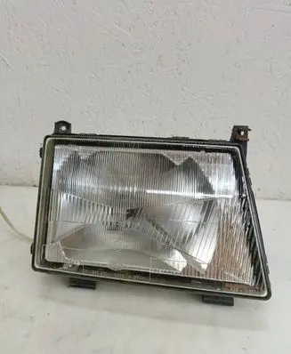 Mercedes-Benz 100 W631 Headlight/headlamp 201962270 A2810881 96226800RE
