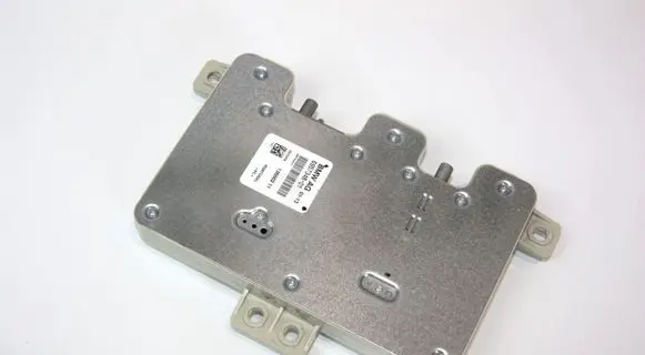 BMW 6 E63 E64 Aerial antenna amplifier 65206957348 6957348