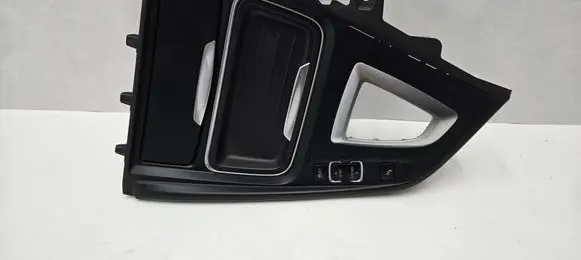 BMW 4 F32 F33 Cup holder front 9218925 58450713 105027852