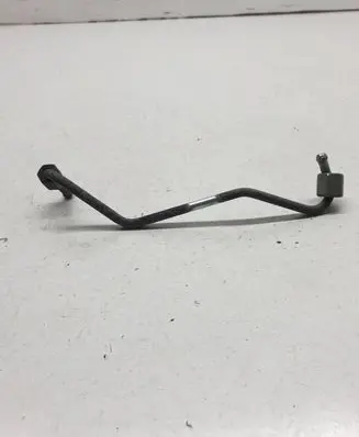 KIA Sportage Fuel injector supply line/pipe 