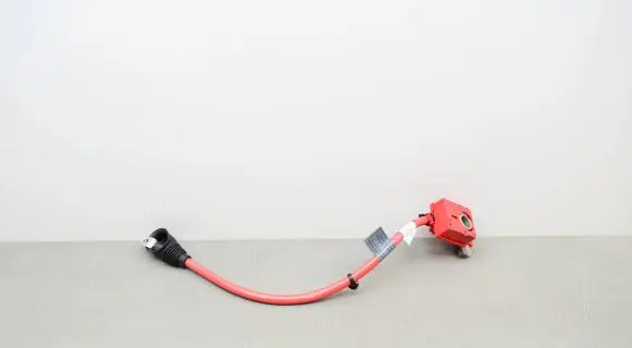 BMW 5 F10 F11 Battery relay fuse 9217036 9203570