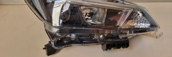 Nissan Leaf II (ZE1) Headlight/headlamp 260105SH0A A1S0210000