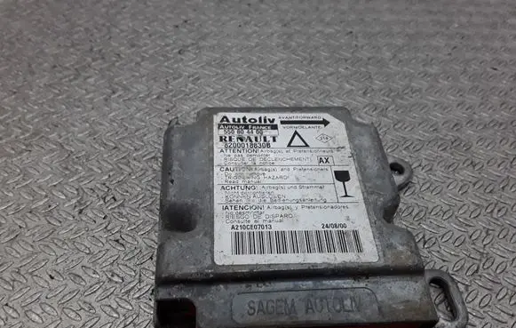 Renault Laguna I Airbag control unit/module 550804400 8200018830B