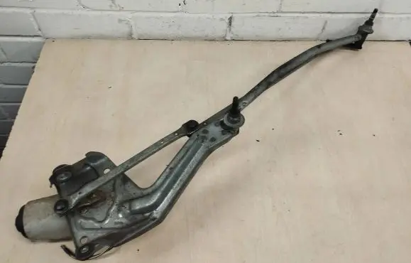 Renault Megane I Front wiper linkage and motor 770085642 53561111 7R025144