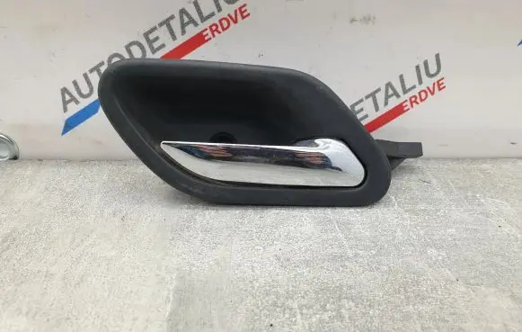 BMW 5 E39 Front door interior handle 8226050