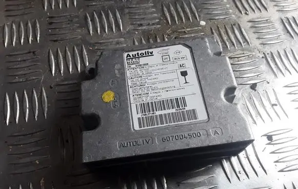Renault Laguna III Airbag control unit/module 285586520R 610901600