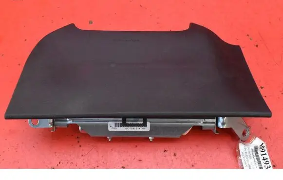 Toyota Verso-S Steering wheel airbag 739970F030