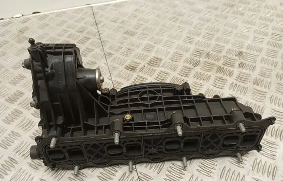 Mercedes-Benz B W246 W242 Intake manifold A6510900037