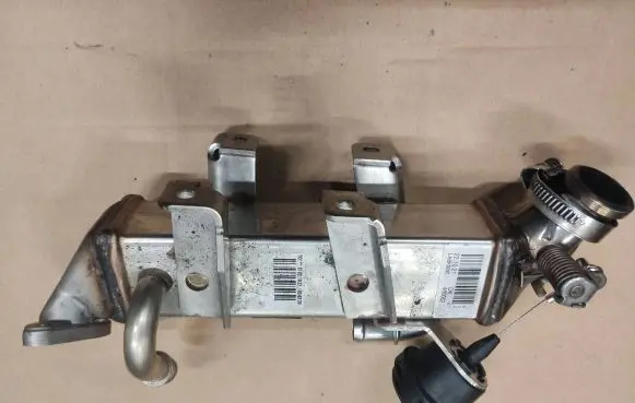 Renault Master III EGR valve cooler