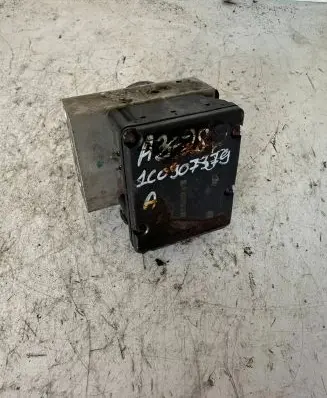 Audi A3 S3 8L ABS Pump 1J0907379A
