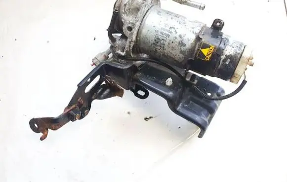 Toyota Avensis T270 Fuel filter kc100 kc-100