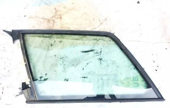 Audi A4 S4 B5 8D Rear side window