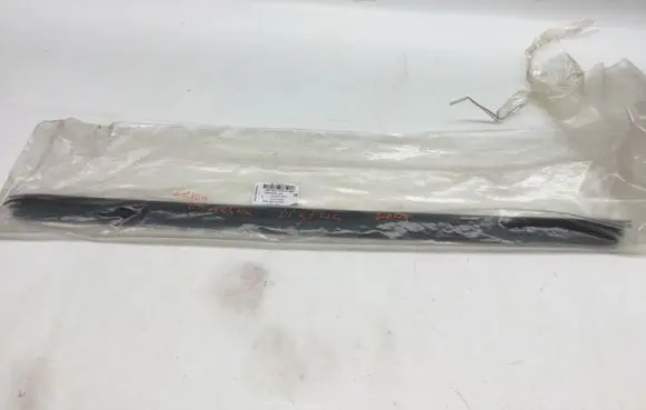 Volkswagen Caddy Front door trim (molding) 2K7837479A