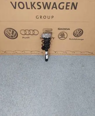 Mini Cooper Countryman F60 Front shock absorber with coil spring 6867214 31318867214 6884457
