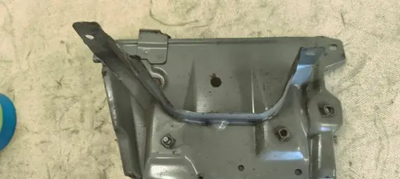 Nissan Murano Z52 Battery tray
