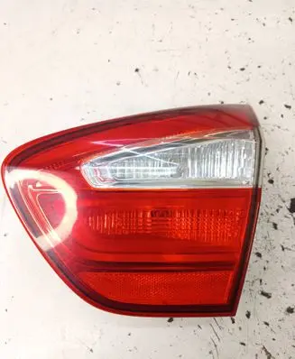KIA Rio Tailgate rear/tail lights 924041W2
