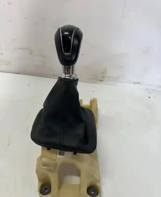 KIA Ceed Gear shifter/selector 437001H060 U041TGS