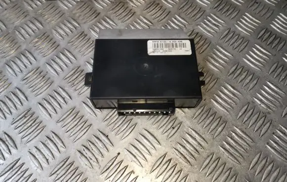 BMW 5 E39 Comfort/convenience module 61358352406 8352406