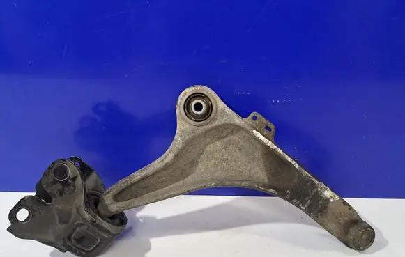 Front lower control arm/wishbone