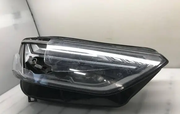Audi Q5 SQ5 Headlight/headlamp 1ZX2599
