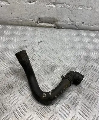 Volkswagen PASSAT B7 Engine coolant pipe/hose 1K0122291