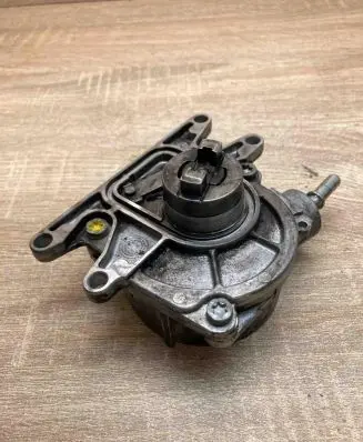 Opel Astra G Vacuum pump 724807100 20111763