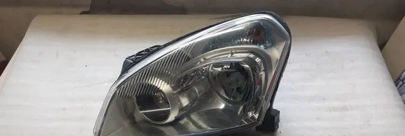 Nissan Qashqai Headlight/headlamp 26060JD06A 1LF23804253 01956421