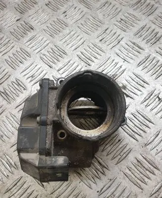 Volkswagen Caddy Throttle valve 03G128063A