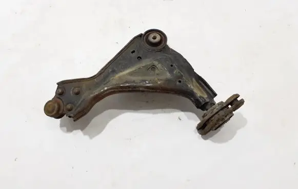 Mercedes-Benz Vito Viano W447 Front lower control arm/wishbone A4473301407