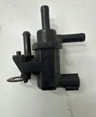 Toyota Avensis T250 Turbo solenoid valve 9008091231