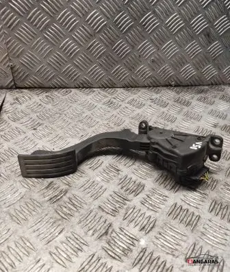 Volvo V50 Accelerator throttle pedal 4m519f836ag