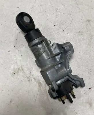 Audi A4 S4 B5 8D Ignition lock 4D0905851