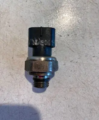 Toyota Avensis T250 Oil pressure sensor 8944851010