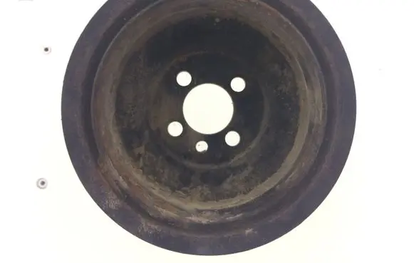Volkswagen PASSAT B6 Crankshaft pulley 03G105243