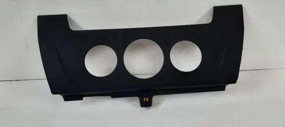 Renault Master III Dashboard center trim panel 682606899R