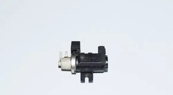 BMW 7 F01 F02 F03 F04 Turbo solenoid valve 7595374