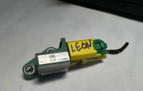 Seat Leon (1P) Airbag deployment crash/impact sensor 3C0909606