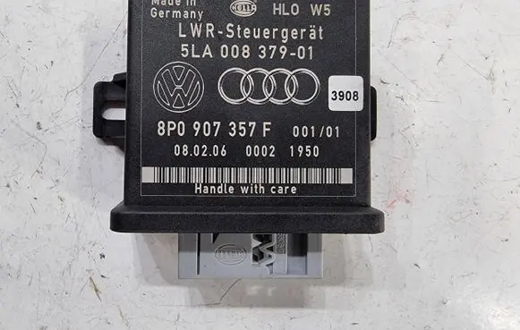 Audi A4 S4 B8 8K Light module LCM 8P0907357F 5LA00837901