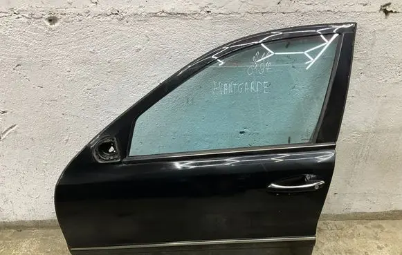 Mercedes-Benz E W211 Front door