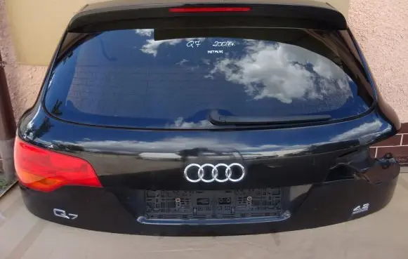 Audi Q7 4L Tailgate/trunk/boot lid