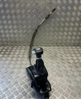 Skoda Superb B6 (3T) Gear shifter/selector 3C1713025R