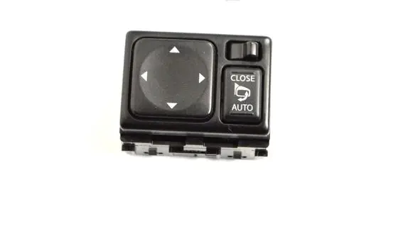 BMW X4 F26 Wing mirror switch 8207K1