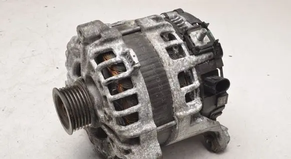 BMW 5 G30 G31 G38 Generator/alternator 8575059