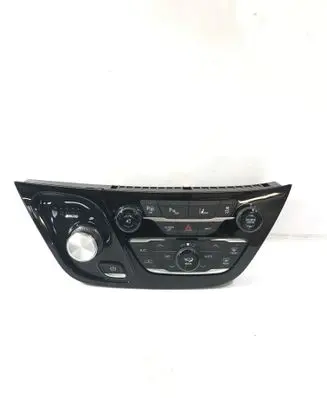 Chrysler Pacifica Gear shift switch/knob 68230249AE