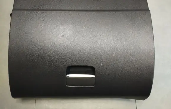 Mercedes-Benz B W246 W242 Glove box 2012659