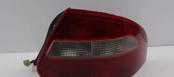 KIA Clarus Rear/tail lights