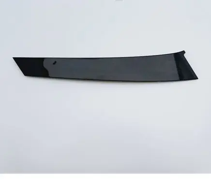 Mercedes-Benz C W203 Rear side glass trim 