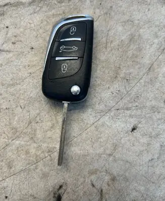 Citroen DS4 Ignition key/card 