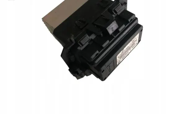 Renault Megane III Heater blower motor/fan resistor T1005766W
